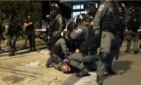 خشونت شدید صهیونیست‌ ها برای مقابله با نمازگزاران/ ویدئو