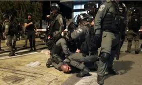 خشونت شدید صهیونیست‌ ها برای مقابله با نمازگزاران/ ویدئو