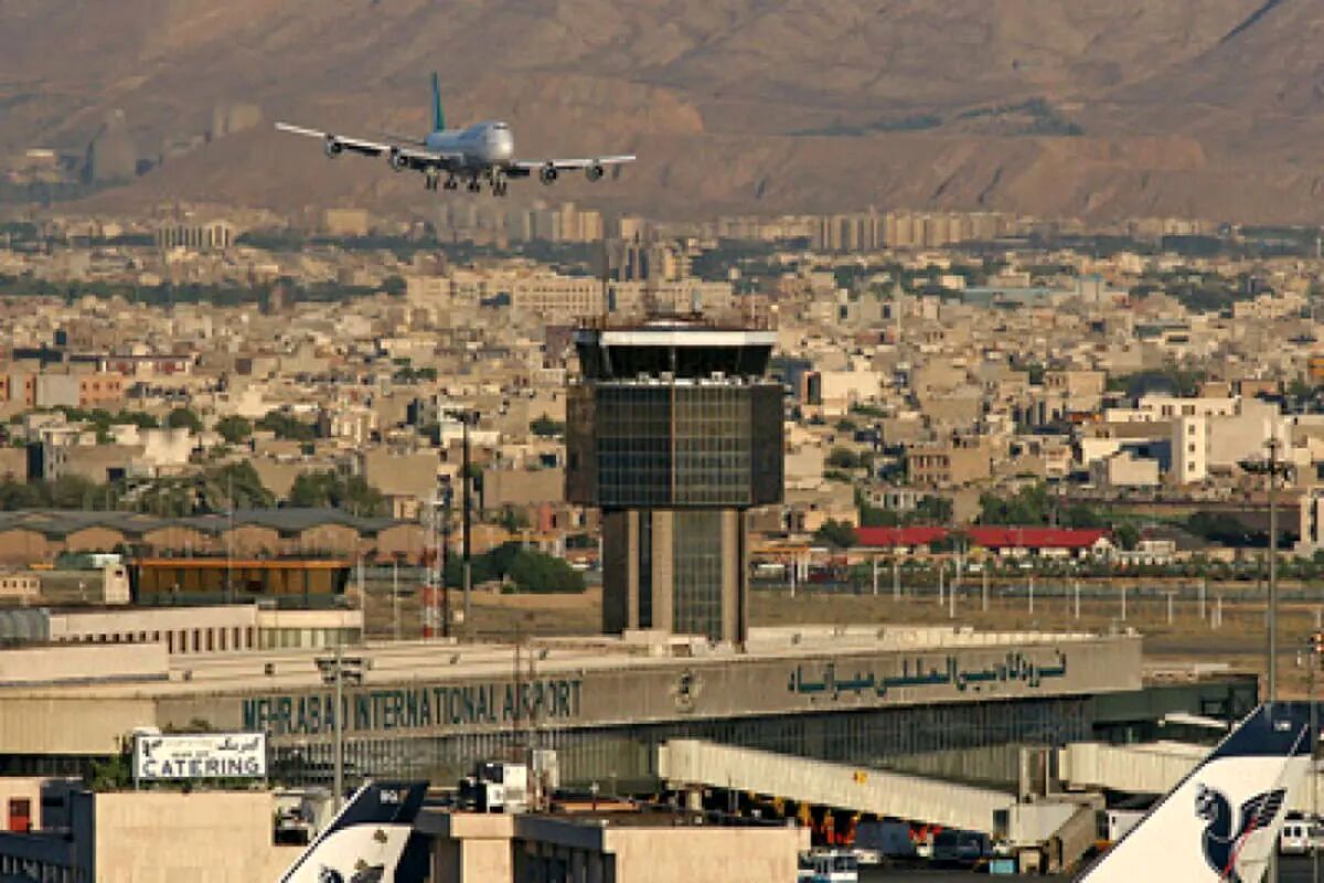  جزییات انفجار بامداد شنبه در فرودگاه مهرآباد/ حادثه در محدوده باندها رخ نداده است/ در آشیانه جت‌های جنگنده انفجار اتفاق افتاده است 