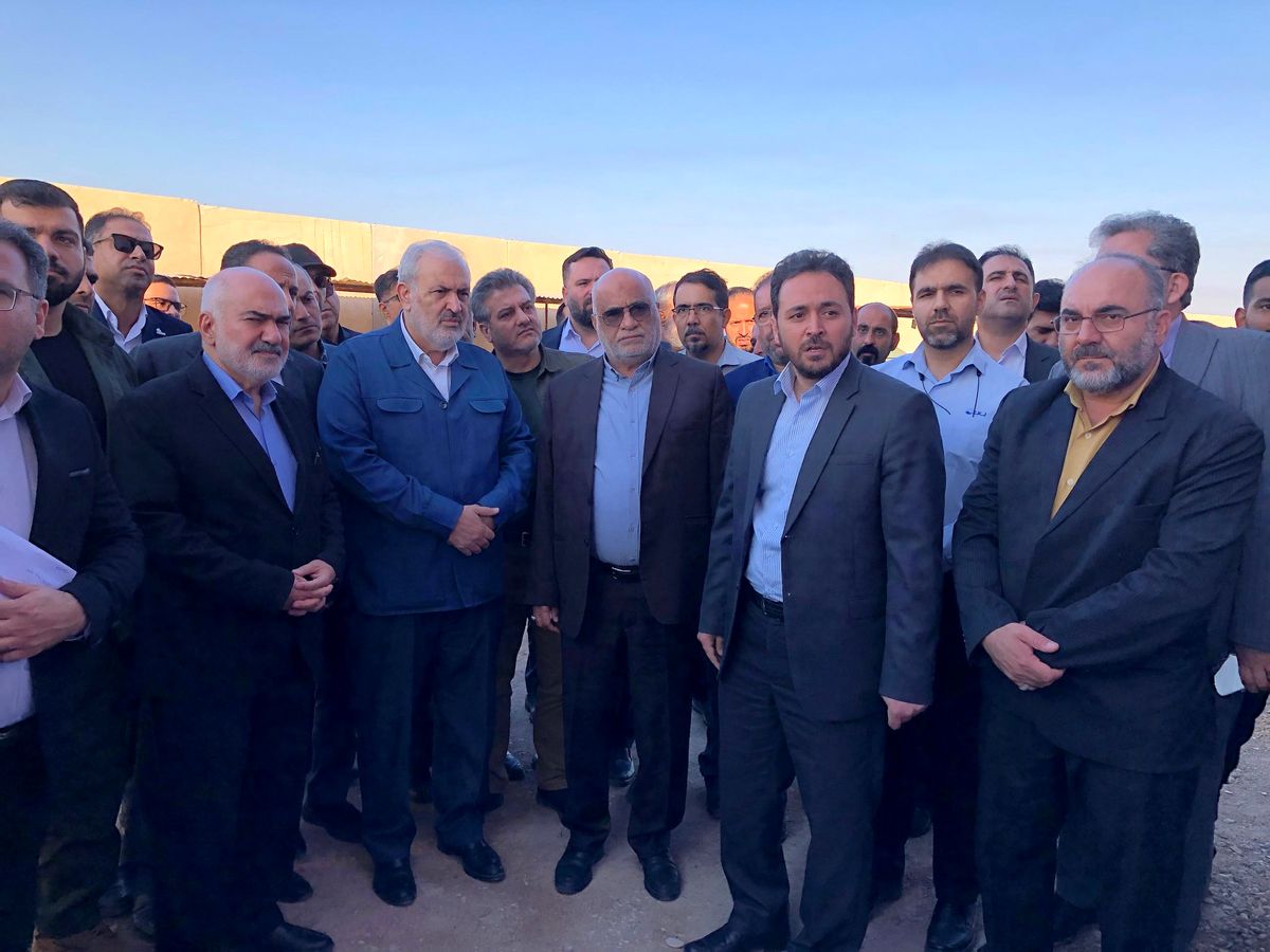بازدید وزیر نیرو و استاندار خوزستان از روند اجرایی تصفیهخانه فاضلاب خرمشهر