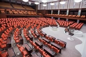  رکوردی بی سابقه از حضور زنان در پارلمان ترکیه/ عکسی از جوان ترین زنان پارلمان