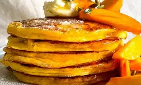 طرز تهیه پنکیک خرمالو خیلی خوشمزه