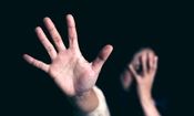 حدود ۱۰ سال از معطل ماندن لایحه مقابله با خشونت علیه زنان می‌گذرد/ برخی این نگاه را دارند که اگر حق زنان داده شود دین زیر سوال رفته و آزادی بی قید و شرط به زنان داده می شود/ نگاه‌های سیاسی هم تاثیرگذار بوده است