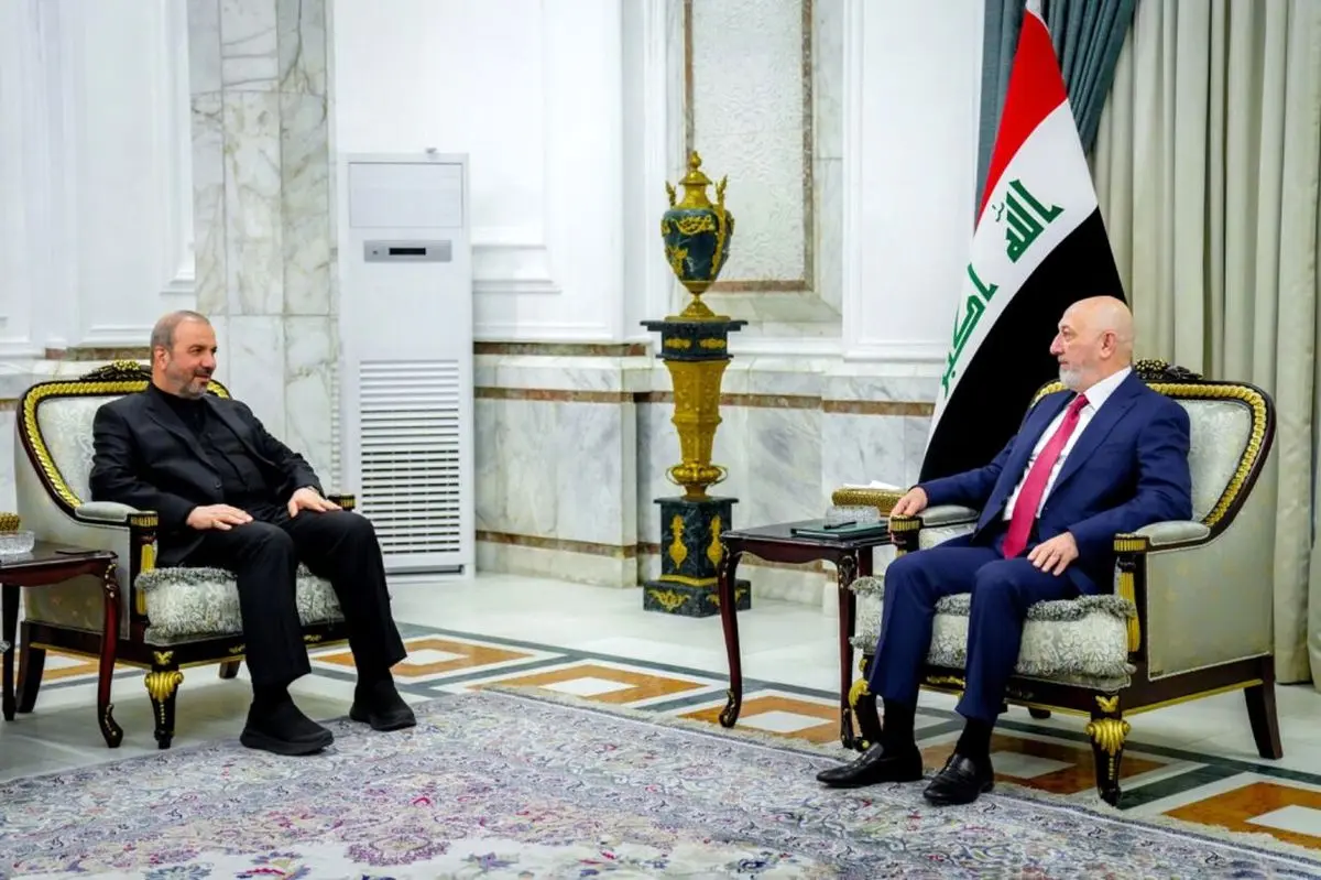 رئیس جمهور جدید عراق بر تداوم گفتگو برای پایان جنگ در منطقه تاکید کرد

