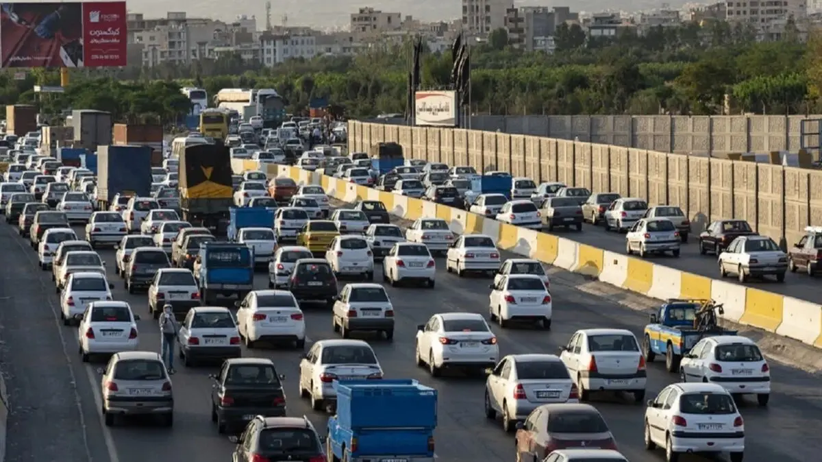 پلیس راه: افزایش همزمان بار ترافیکی در محورهای شمالی و مبادی ورودی پایتخت