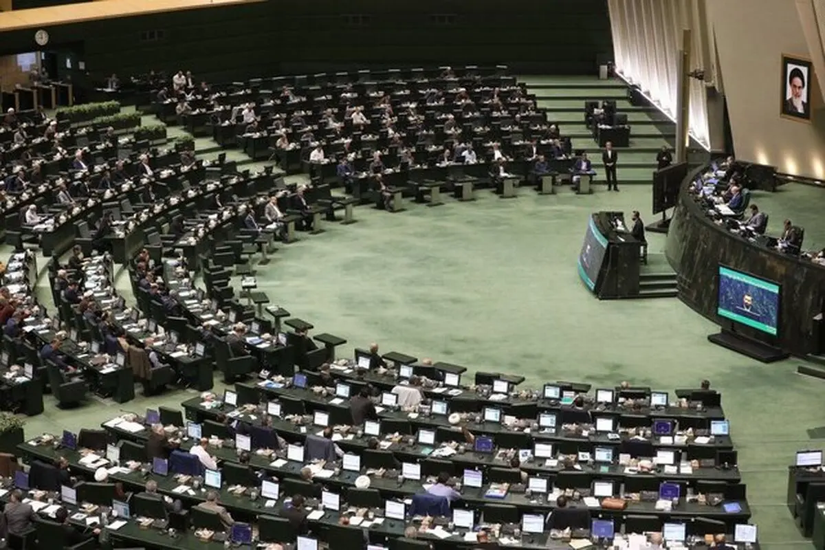 تکلیف مجلس برای استخدام قریب به ۲۴ هزار «مدرسه یار»

