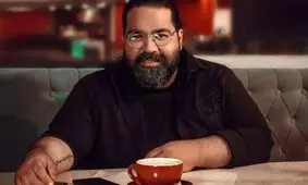 قاب زیبای رضا صادقی در کنار دخترش با تم مشکی