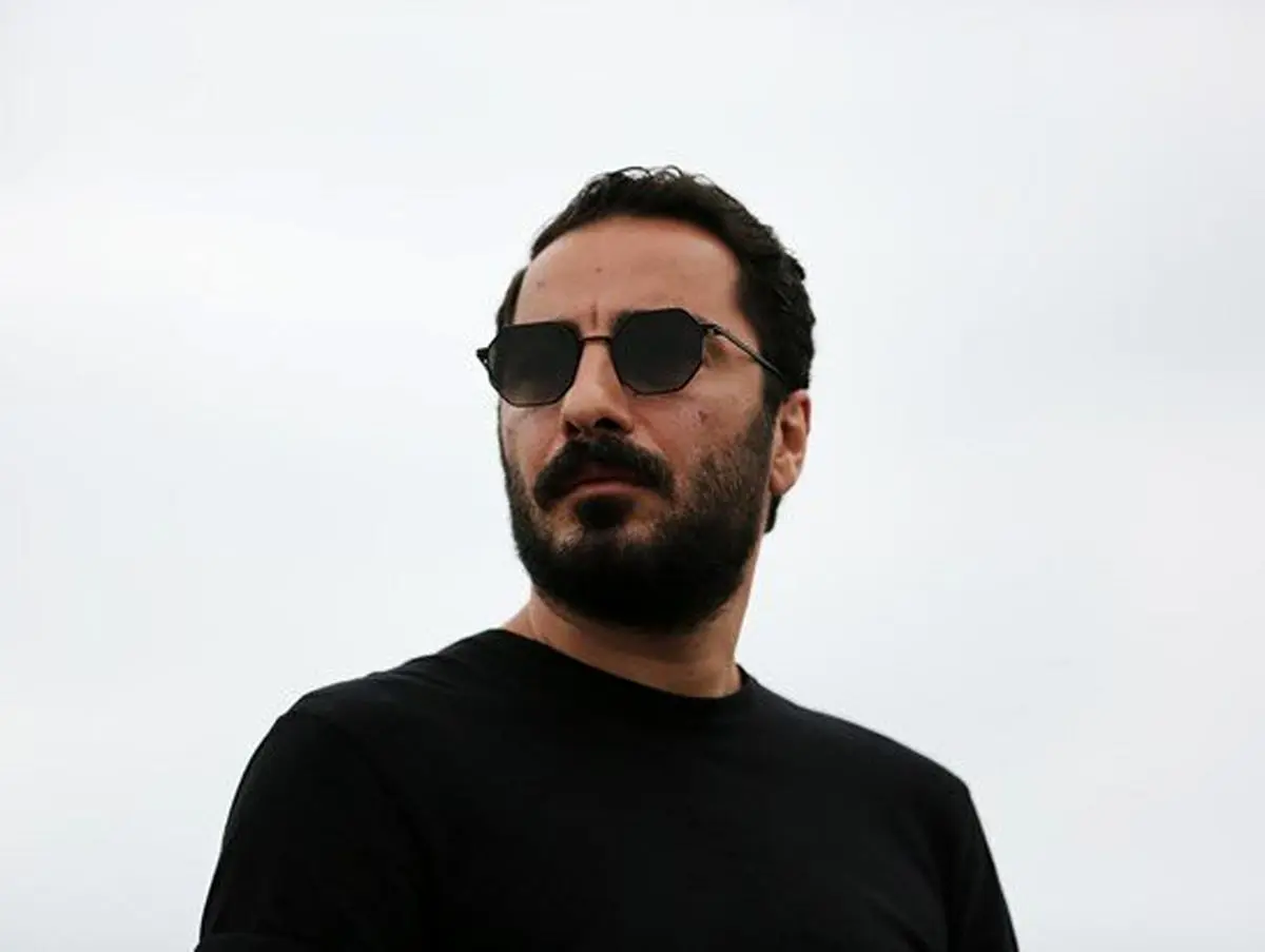 نوید محمدزاده: اول، آخر، وطن، عشق، ایران