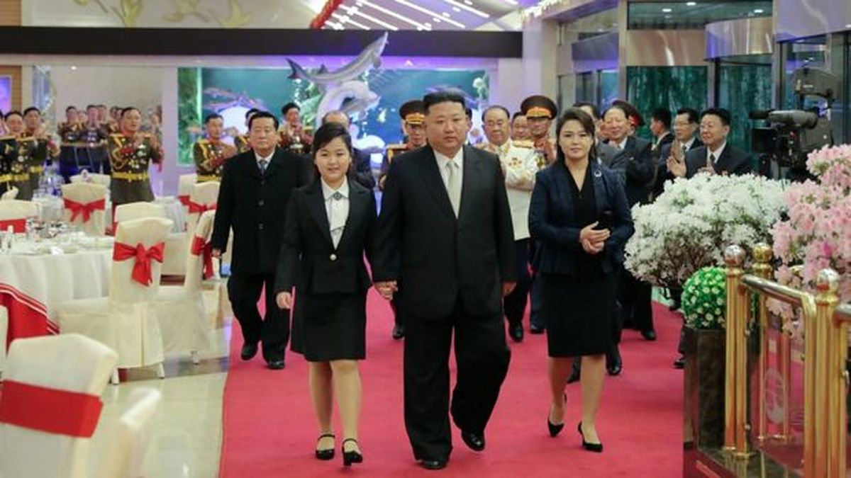 چرا رهبر کره شمالی می خواهد دخترش را نمایش دهد؟
