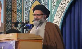 یک امام جمعه: ابرها از امواج موبایل و ماهواره ها در رنجند/ ویدئو
