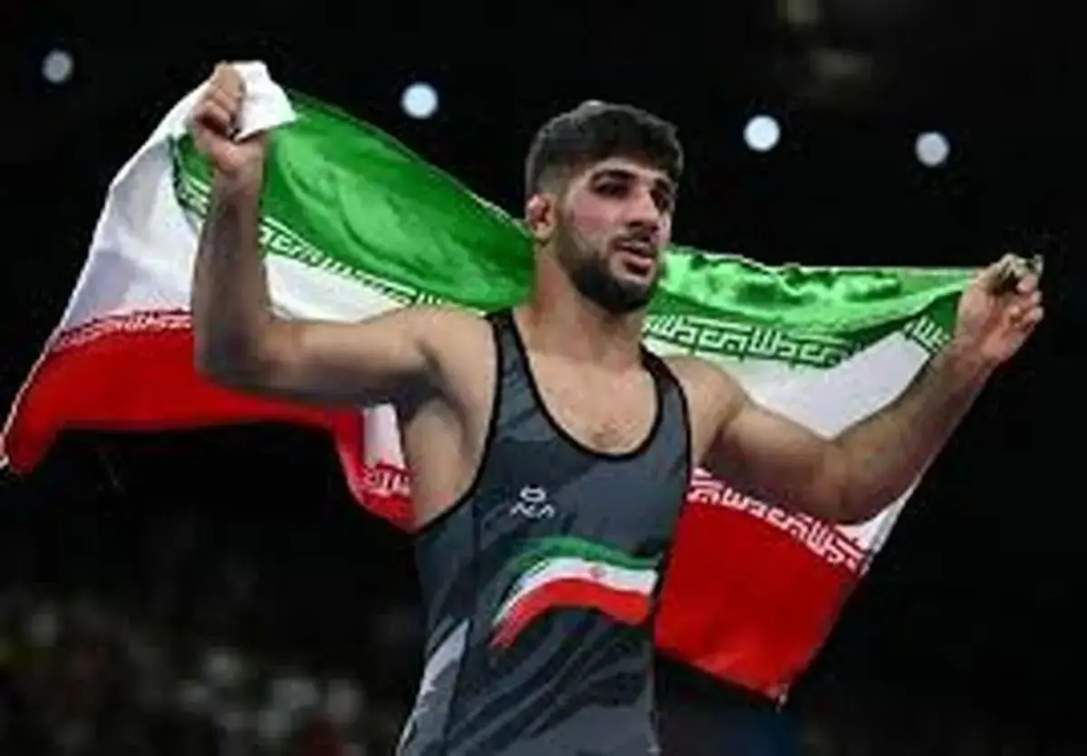سعید اسماعیلی عنوان بهترین کشتی‌گیر ماه را کسب کرد
