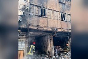آتش‌سوزی هولناک 3 مغازه و یک مهمانپذیر در بازار رضا(ع) مشهد
