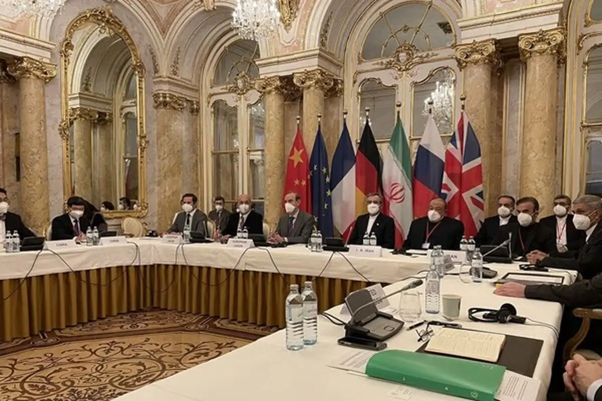 یک کشاورز روستایی از قول اولیانوف می گفت دولت تصمیم گرفته با غرب بر سر برجام به توافق برسد