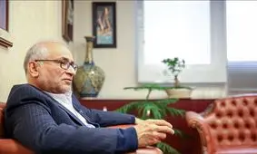 به رئیسی گفتم اگر تورم کنترل نشود نمی‌توانید با تعزیزات و دستور به اقتصاد نرخ‌ها را کنترل کنید