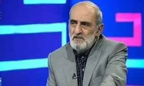 شریعتمداری: برخورد قاطعانه با دلالان و صرافان متخلف باید به بسیجیان سپرده شود