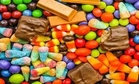 هشدار؛ این خوراکی های خوش رنگ و لعاب دشمن روده است