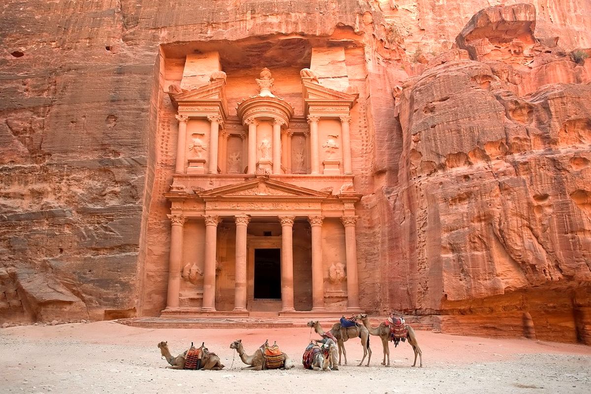 اعراب عصر جاهلیت چه بتهایی را میپرستیدند؟
