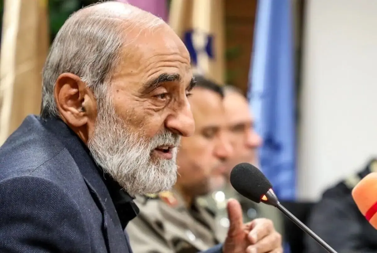 اکبر نبوی: «حسین شریعتمداری» در این سی و چند سالی که بر مدیریت کیهان خیمه زده چه دستاوردی داشته است؟