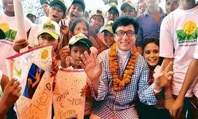 جکی چان وقتی 9 ساله بود/ عکس