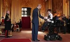 دختر ۱۱ ساله‌ای که شوالیه شد کیست؟