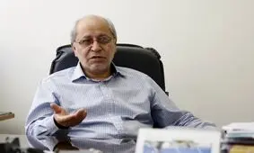 مسعود نیلی: موتور‌های رشد اقتصادی خاموش شده است