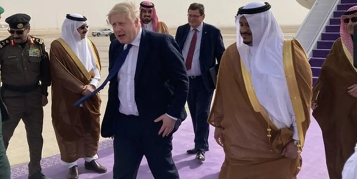 نخست‌وزیر انگلیس برای گفت‌وگو درباره نفت وارد ریاض شد


