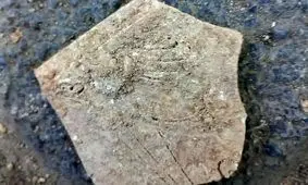 تکرار یک اشتباه در اصفهان؛ گورستان هزار ساله را برای عبور کابل برق کندند

