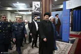 دیدار+فرمانده+نیری+هوایی+ارتش(+امیر+بهمن+بهمرد+)و+جمعی+از+فرماندهان+با+سید+حسن+خمینی (27)