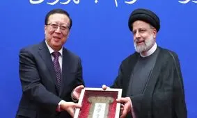رئیسی استاد افتخاری دانشگاه پکن شد


