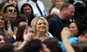 دختر بدجنس آمریکا | این زن چگونه از مخالف ترامپ به مرید او بدل شد؟ | مگان کلی کیست؟