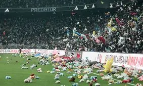 اهدای هزاران عروسک به کودکان زلزله‌زده ترکیه