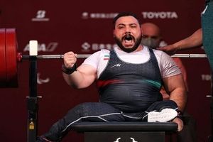 روح الله رستمی یک کیلو کم آورد؛ قهرمان پارالمپیک، دوم جهان شد
