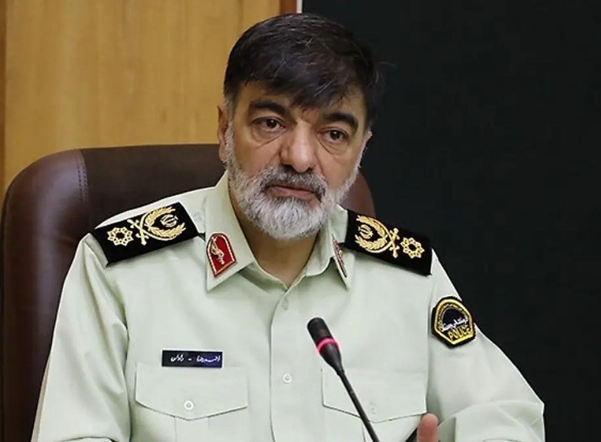 سردار رادان: قول میدهیم سال ۱۴۰۴ سال پایان اراذل و اوباش باشد/ ویدئو