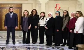 همسر جولانی برای نخستین بار در کنار او دیده شد/ ویدئو

