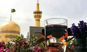 حال و هوای دلنشین حرم امام رضا(ع) در لحظات نزدیک به سال نو/ ویدئو