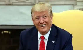 ترامپ در واکنش به سیلی خوردن مکرون از همسرش: مطمئن شو که در بسته است!/ ویدئو