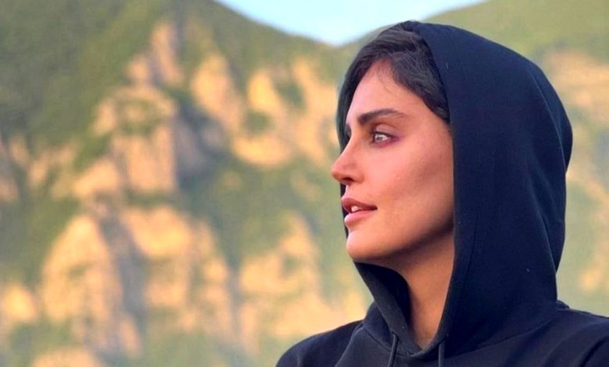 الناز شاکردوست شبیه اسکیموها در کوههای پر از برف شد