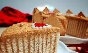 طرز تهیه کیک یخچالی نسکافه ای با بیسکویت پتی بور 