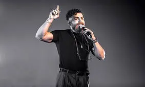 صحبتهای جنجالی  و دلى معین زندی در کنسرتش/ ویدئو 