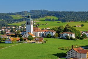 آپنزل؛ دهکده ای زیبا و آرام در سوئیس