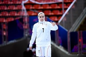 گل جادویی فوتسالیست زن ایرانی و واکنش AFC به ضربه استثنایی/ ویدئو

