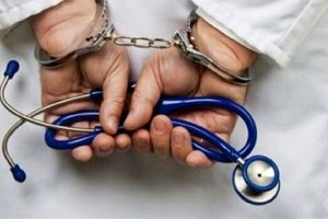 دکتر قلابی پوست و زیبایی در یزد دستگیر شد