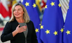 دختر کمونیستی که نمایندگان مجلس ایران را شیفته خود کرد!