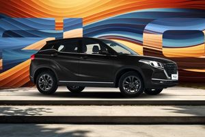 لاماکو فلو؛ رقیب جدید جک S۵ در ایران