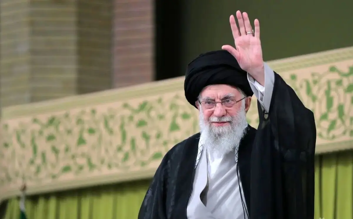 وزیر اسبق بهداشت: ۱۱ نوه رهبر شهید را من به دنیا آوردم/ اینکه می گویند در خارج کشور به دنیا آمدند، دروغ است/ ویدئو