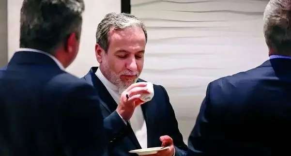 گزارشی از دور دوم مذاکرات ایران و آمریکا در ژنو / گفتگوها به دور سوم کشید / عراقچی: نگارش متن توافق آغاز شده است / مشارکت غیرمستقیم ترامپ در مذاکرات