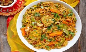 طرز تهیه پلو بریانی با سبزیجات؛ غذای مجلسی بلوچی

