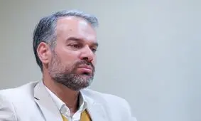 به زودی، دود اینترنت پرو به چشم تصمیم‌گیران آن خواهد رفت/ به نظر می‌رسد یکی از اهداف توزیع اینترنت پرو، تامین بودجه دولت است/ چطور است که ما کف خیابان به مردم اعتماد داریم، اما در فضای مجازی به آنان بی‌اعتماد هستیم؟