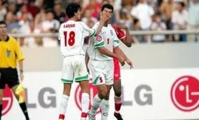 درگیری بازیکنان هم تیمی در فوتبال/ عکس