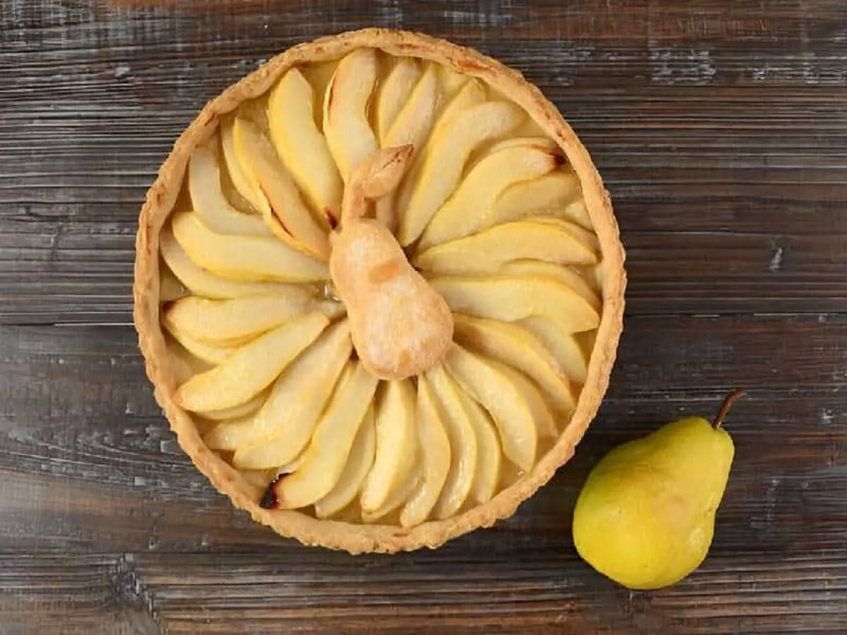 طرز تهیه تارت گلابی به روش قنادهای فرانسوی

